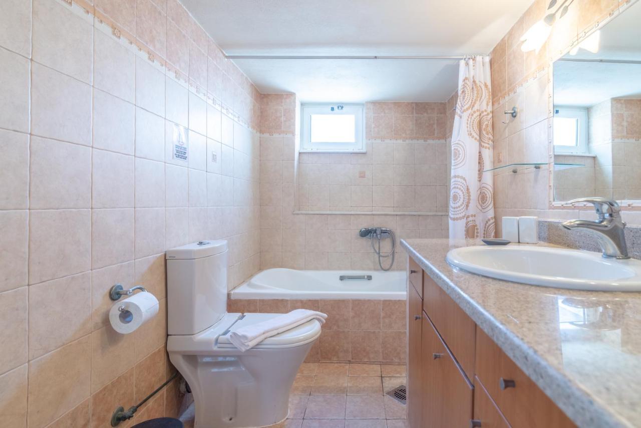 Spacious Apartment Near Downtown Héraklion Extérieur photo